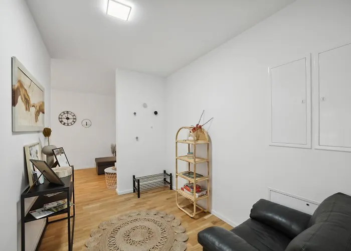 Sali Homes R1 - Cozy By River