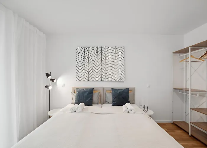 Sali Homes R1 - Cozy By River