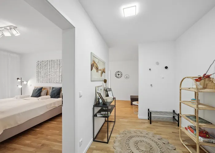 Sali Homes R1 - Cozy By River Appartamento *