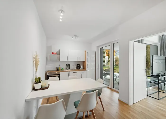 Sali Homes R1 - Cozy By River Lejlighed *