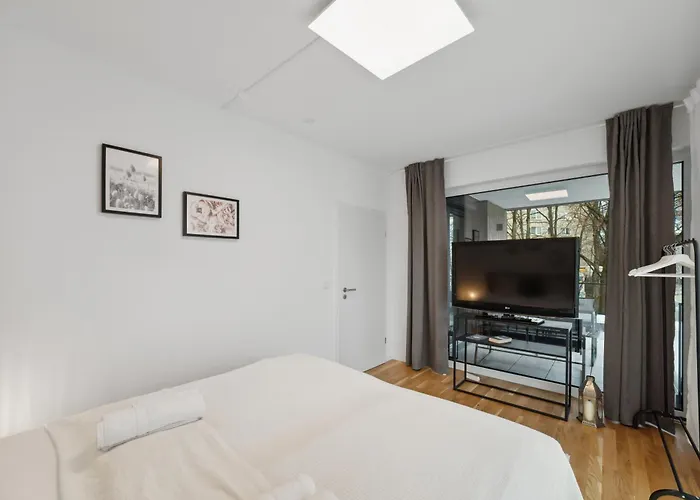 Sali Homes R1 - Cozy By River * Bayreuth